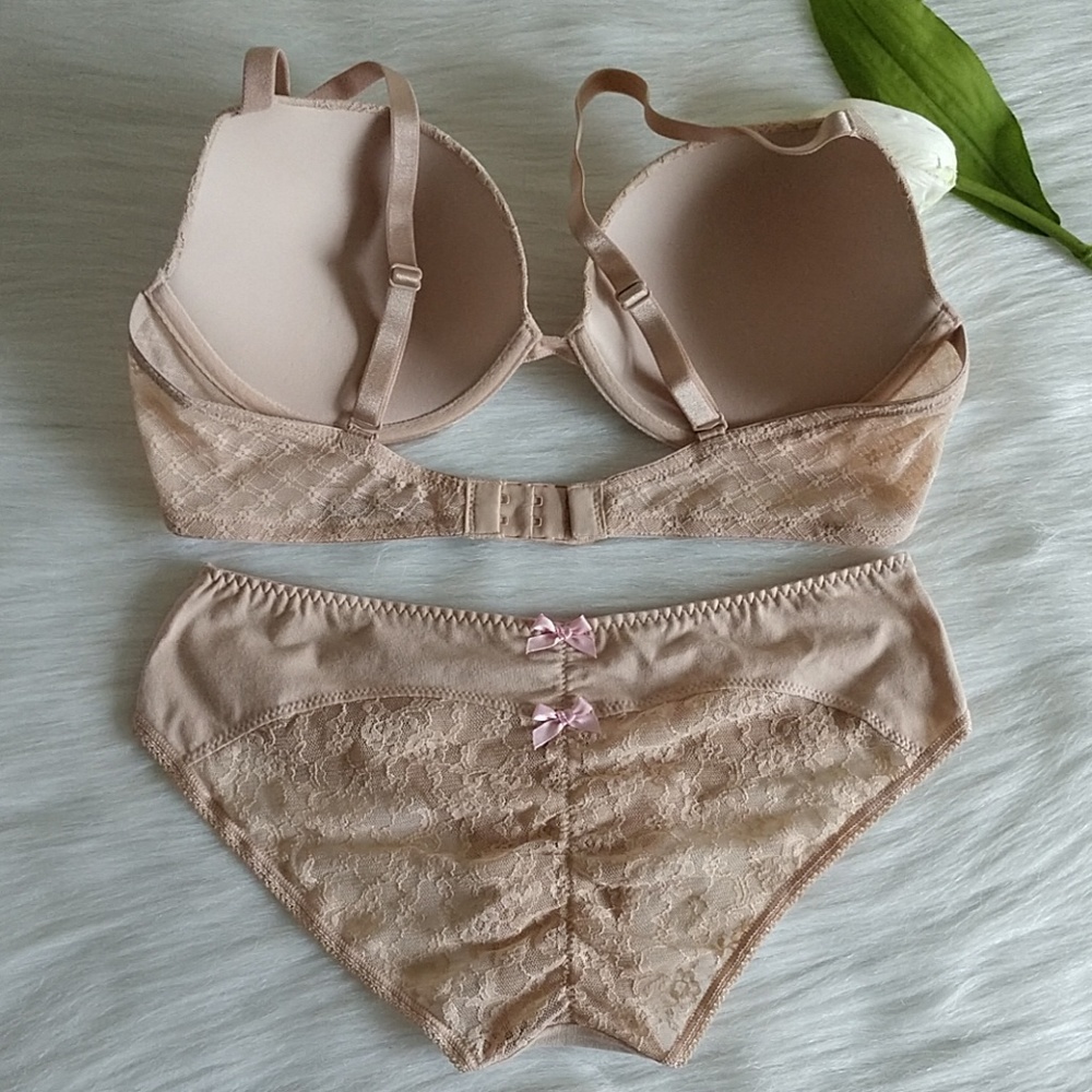 ❌SET 36C VICTORIA'S SECRET PUSH-UP BRA + PANTY M. - Picture 4 of 6